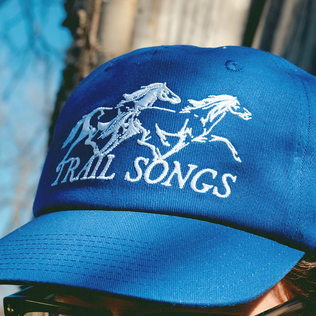 RUNNING HORSES HAT